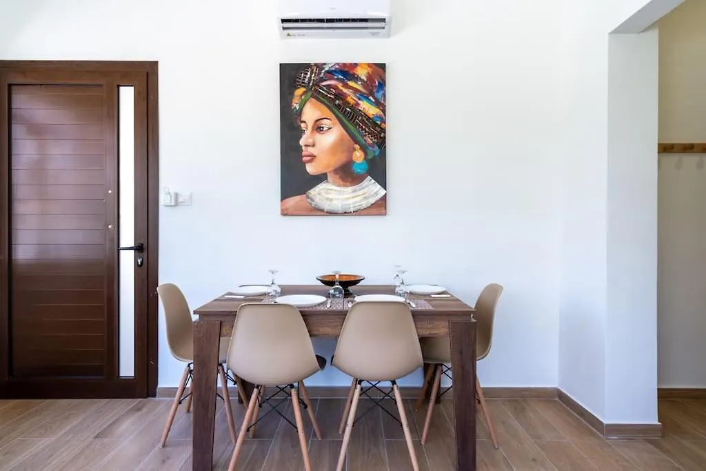 Verdant 1-Bedroom Apartment In Larnaca 0*,